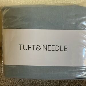 Tuft & Needle Queen Sheet set New